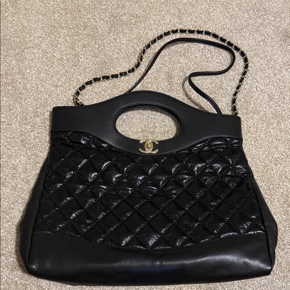 CHANEL Crumpled Calfskin Quilted 31 Large Shopping Bag Black